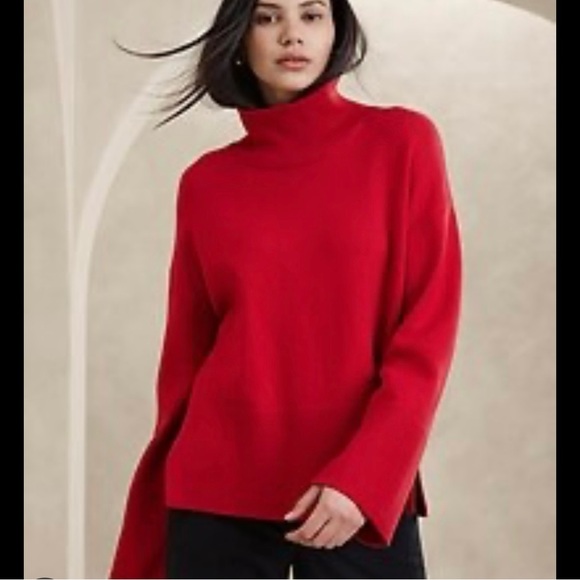 Banana Republic Sweaters - Banana Republic Sweater